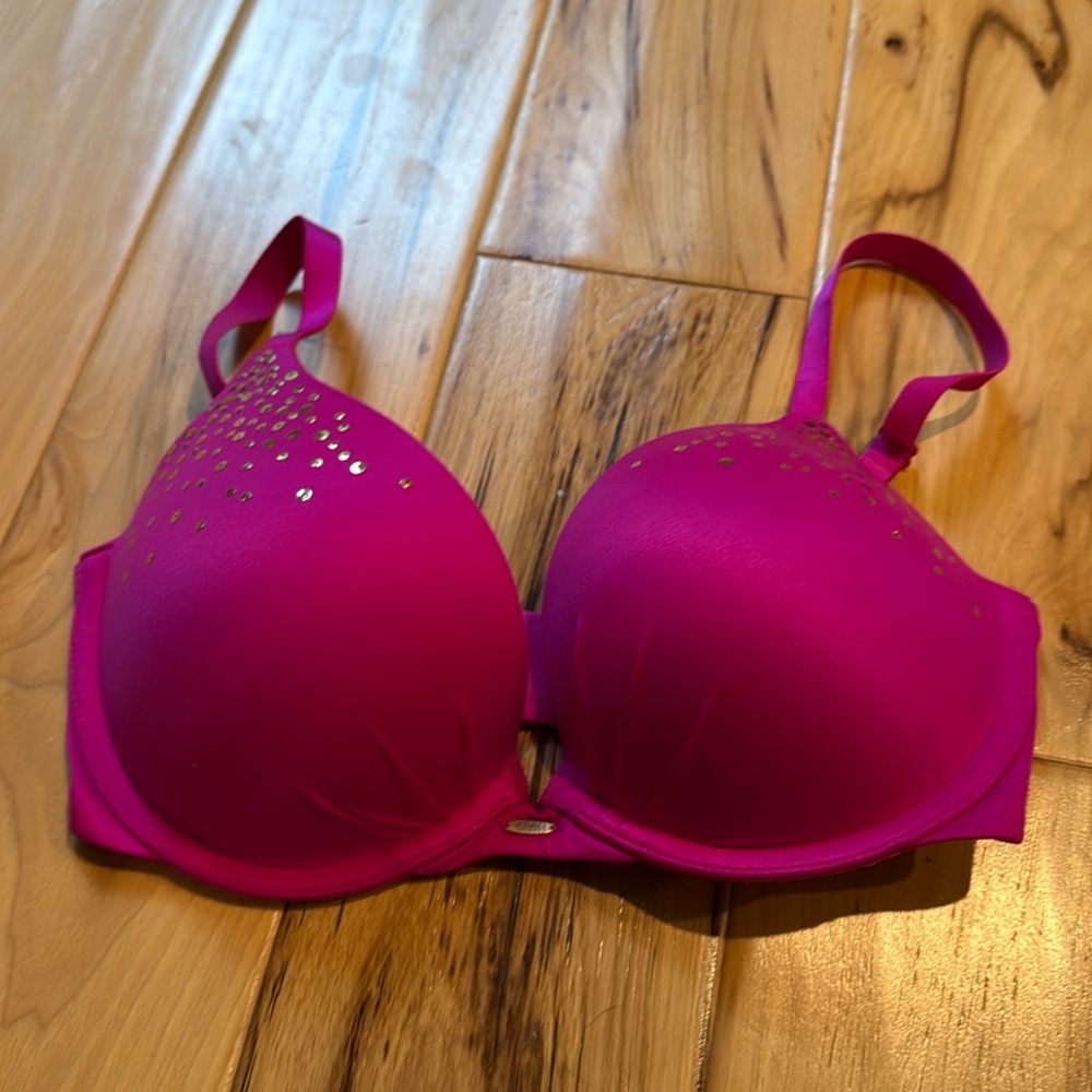 Victoria's Secret Bombshell Plunge Bra 32DD Hot Pink with sequins new
